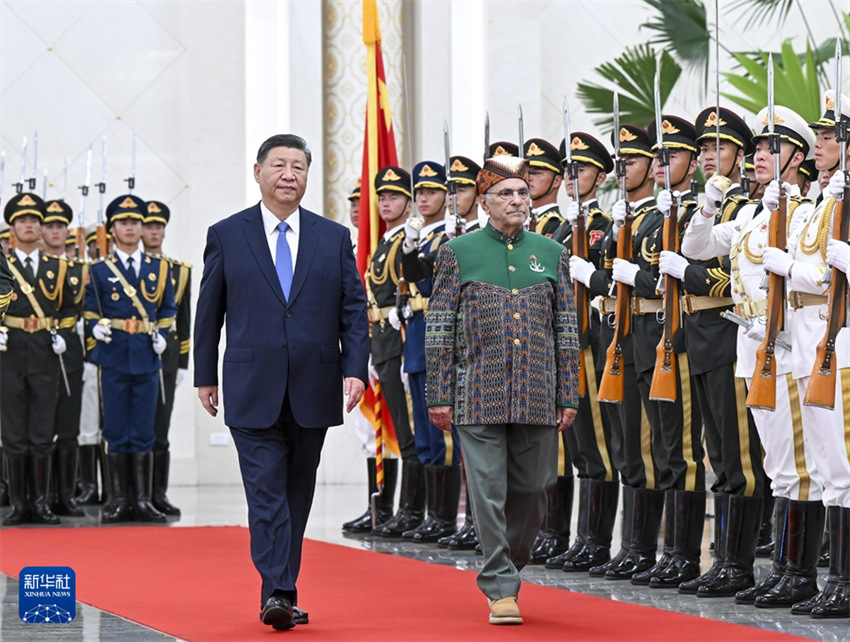 Xi Jinping realiza conversações com o presidente de Timor-Leste e pede promoção dos laços bilaterais