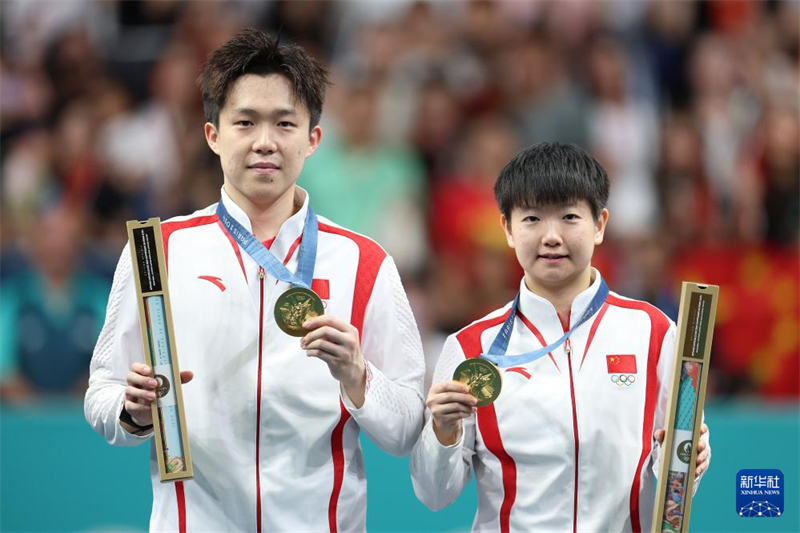 Paris 2024: equipe chinesa ganha medalha de ouro nas duplas mistas de tênis de mesa