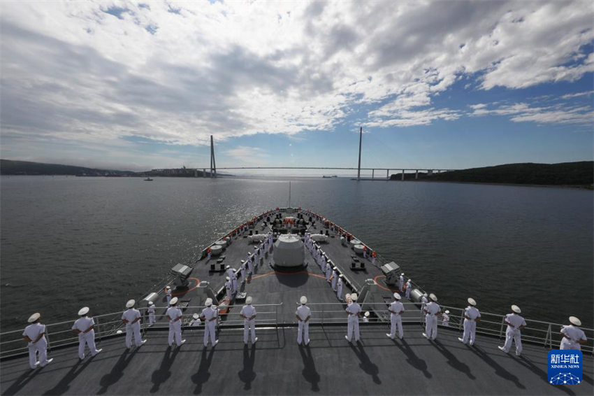 Frota da marinha chinesa conclui visita à Rússia