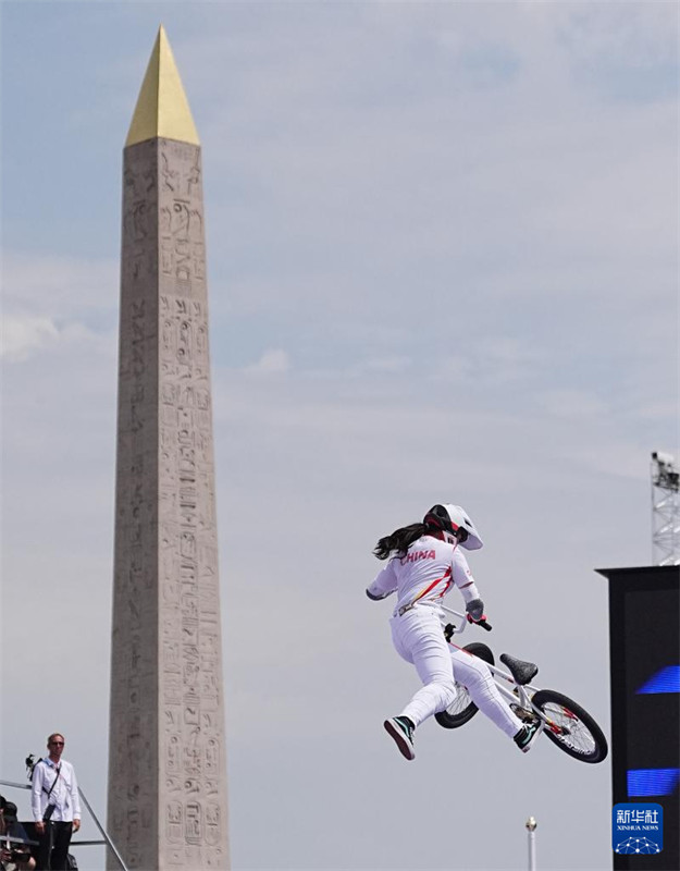 Paris 2024: China sobe ao topo da contagem de medalhas com ouro histórico no ciclismo BMX