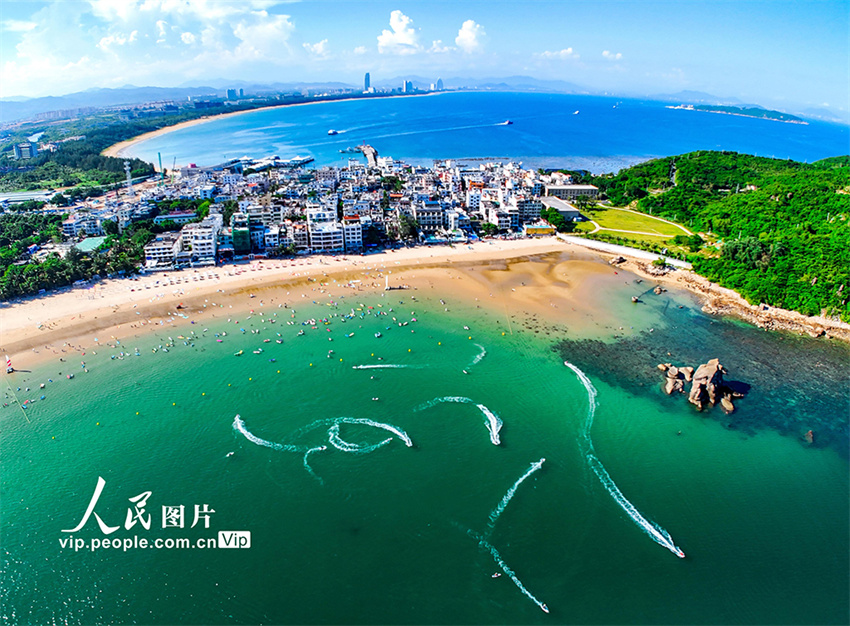 Hainan: vila de pescadores em Sanya desenvolve turismo local