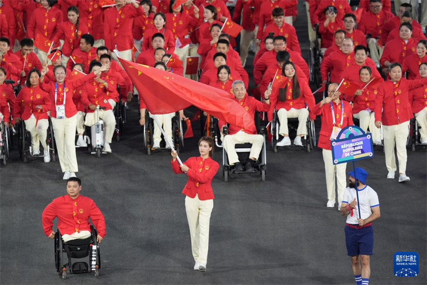 Cerimônia de abertura dos 17º Jogos Paralímpicos de Verão realizada em Paris