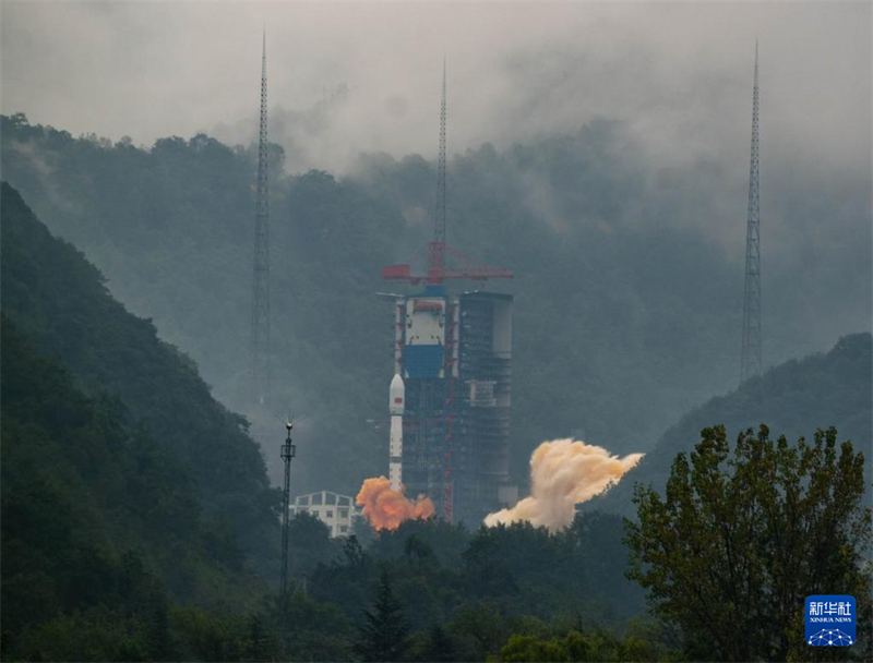 China lança novo grupo de satélites de sensoriamento remoto