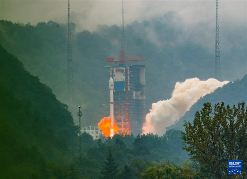 China lança novo grupo de satélites de sensoriamento remoto