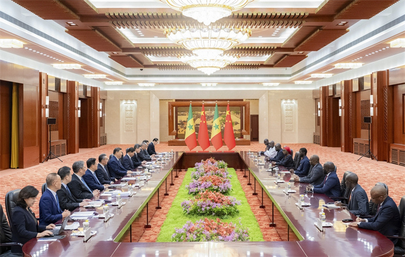 FOCAC: Xi Jinping realiza conversas com presidente senegalês