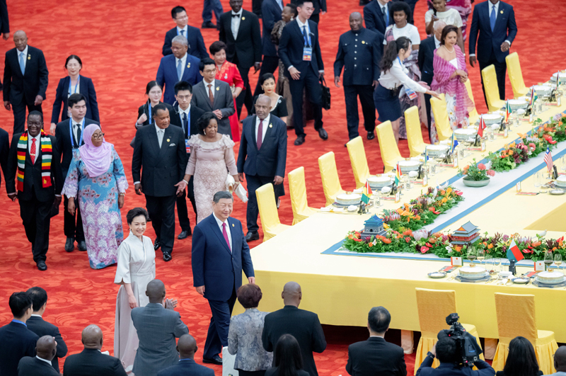 FOCAC: Xi Jinping recebe líderes africanos e elogia laços modelo China-África antes da grande cimeira