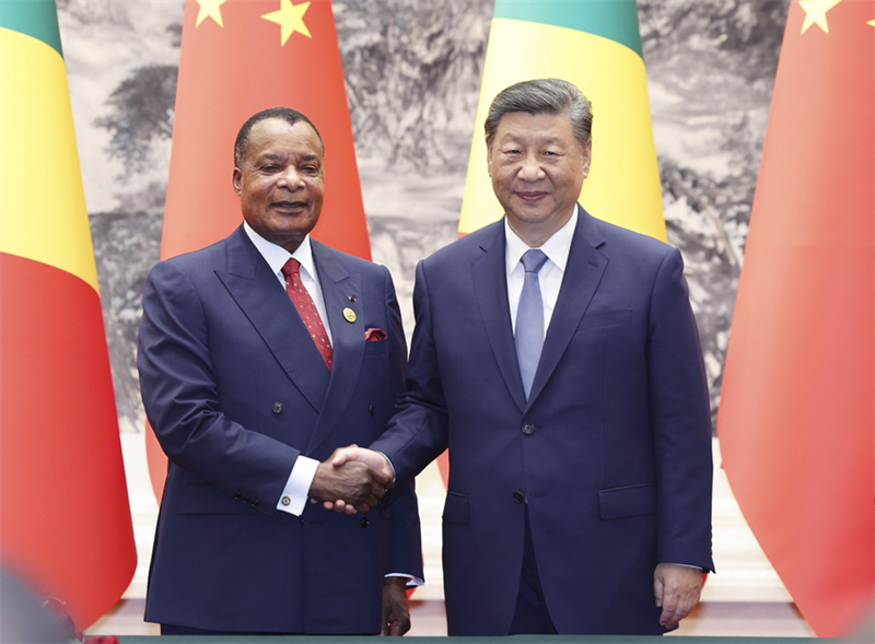 FOCAC: Xi Jinping conversa com presidente da República do Congo