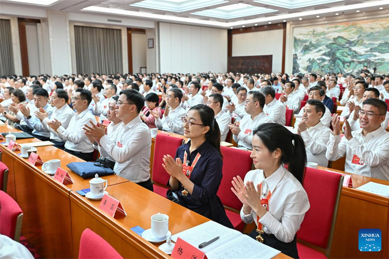 China premia professores e instituições de ensino modelo antes do Dia dos Professores