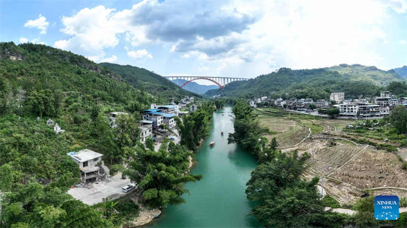 Pontes gigantescas em Guizhou, sudoeste da China