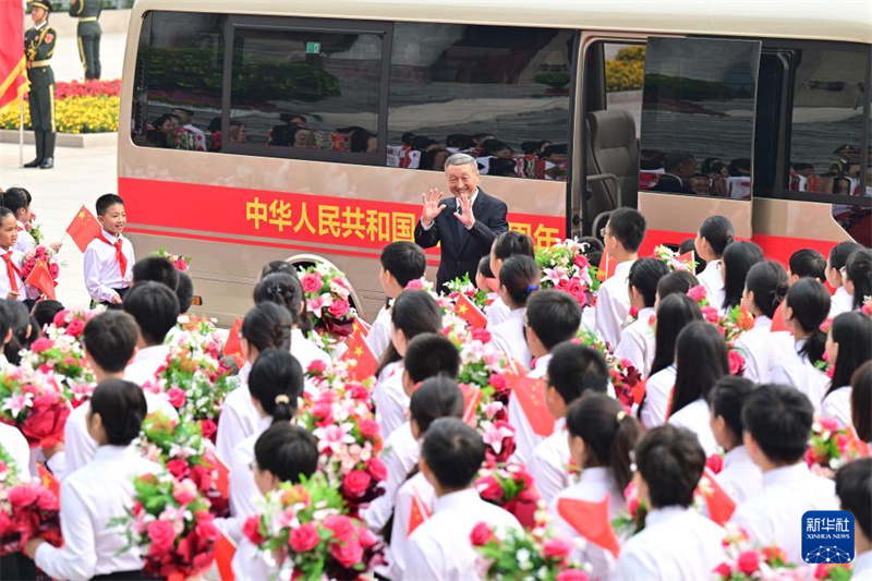 Xi Jinping estende felicitações aos destinatários das mais altas honras estatais da China