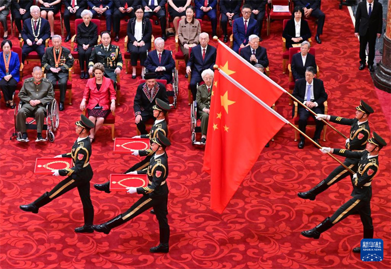 Xi Jinping estende felicitações aos destinatários das mais altas honras estatais da China