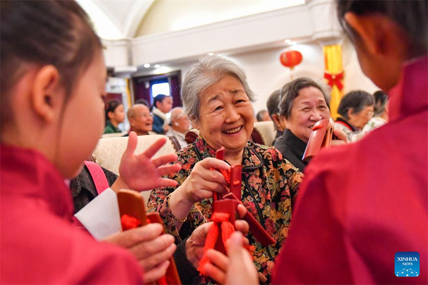 China realiza atividades para celebrar Dia dos Idosos