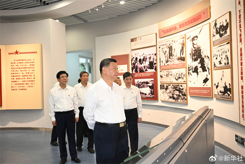 Xi Jinping visita salão memorial de Gu Wenchang