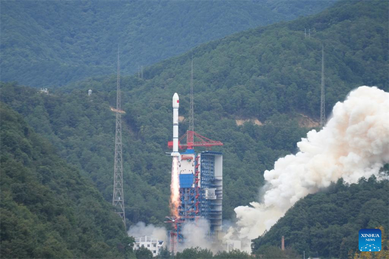 China lança novo grupo de satélites de sensoriamento remoto