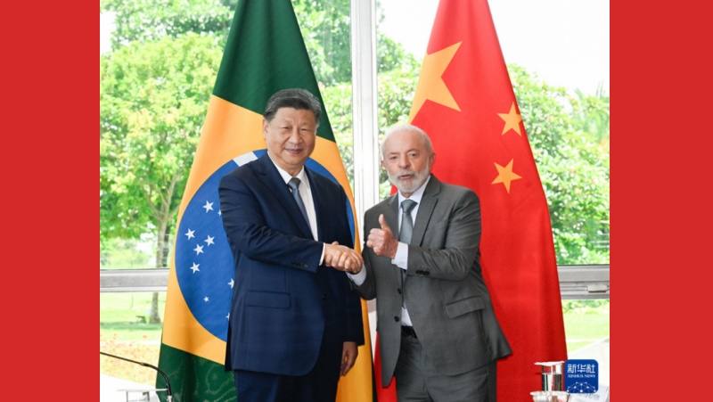 China e Brasil decidem elevar laços na reunião entre Xi Jinping e Lula