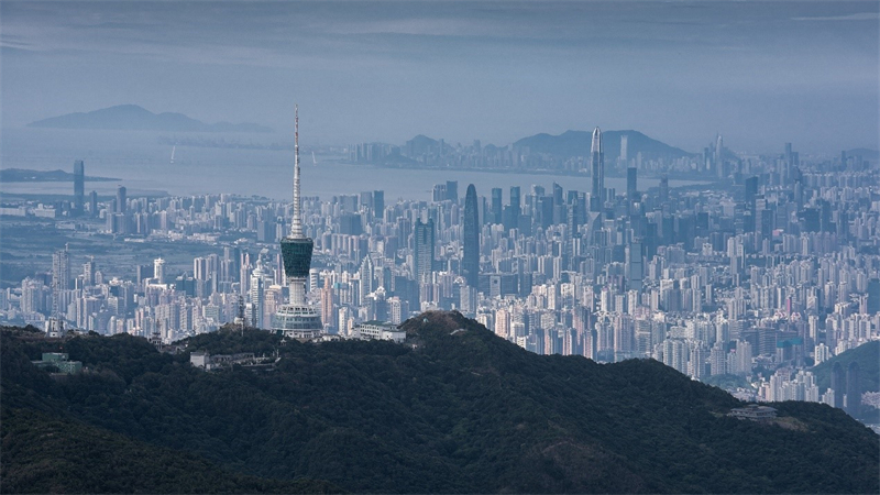 Monte Wutong: pico mais alto de Shenzhen e um refúgio de beleza natural