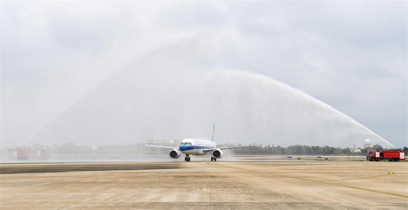 Aeronave C919 da China chega a Hainan pela primeira vez