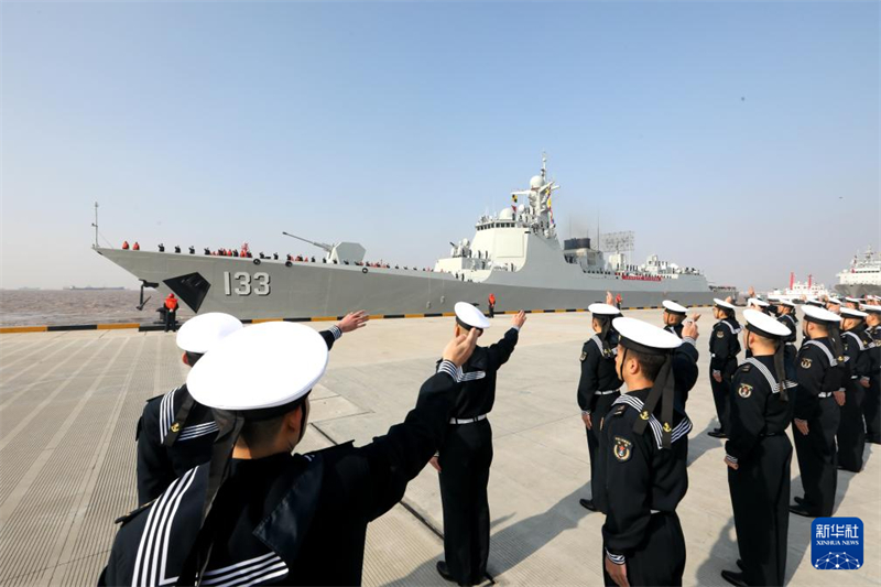 China envia nova frota da marinha em missão de escolta no Golfo de Áden