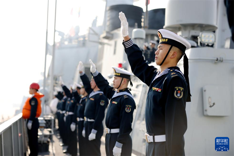 China envia nova frota da marinha em missão de escolta no Golfo de Áden