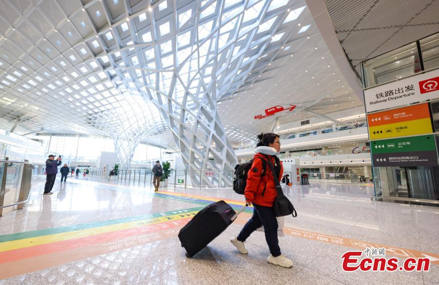 Hub de transporte da Estação de Chaoyang em Beijing entra em operação