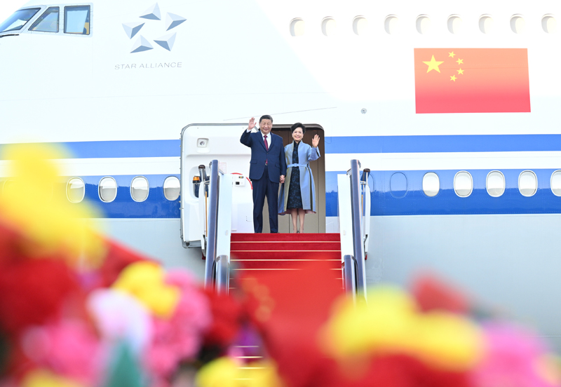 Xi Jinping chega a Macau para celebrações de aniversário e para viagem de inspeção