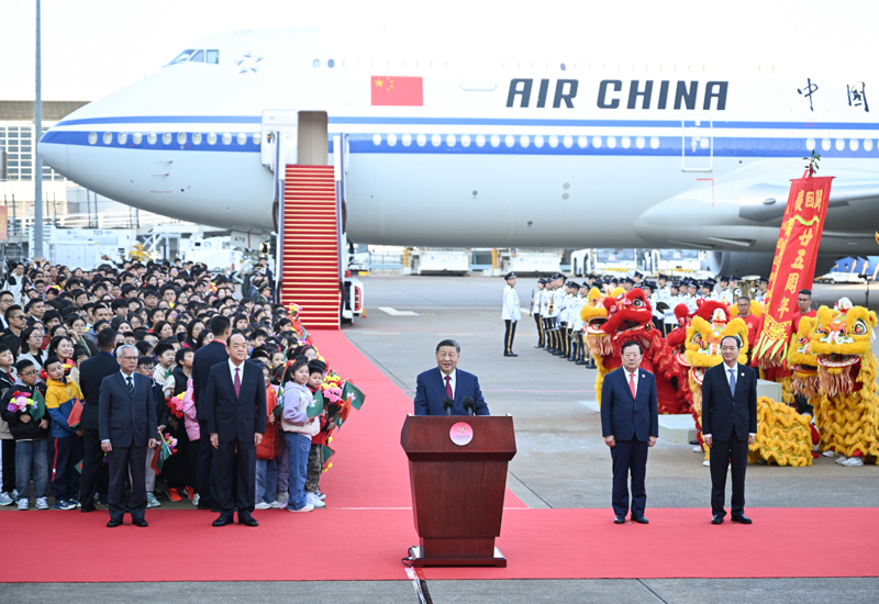 Xi Jinping chega a Macau para celebrações de aniversário e para viagem de inspeção