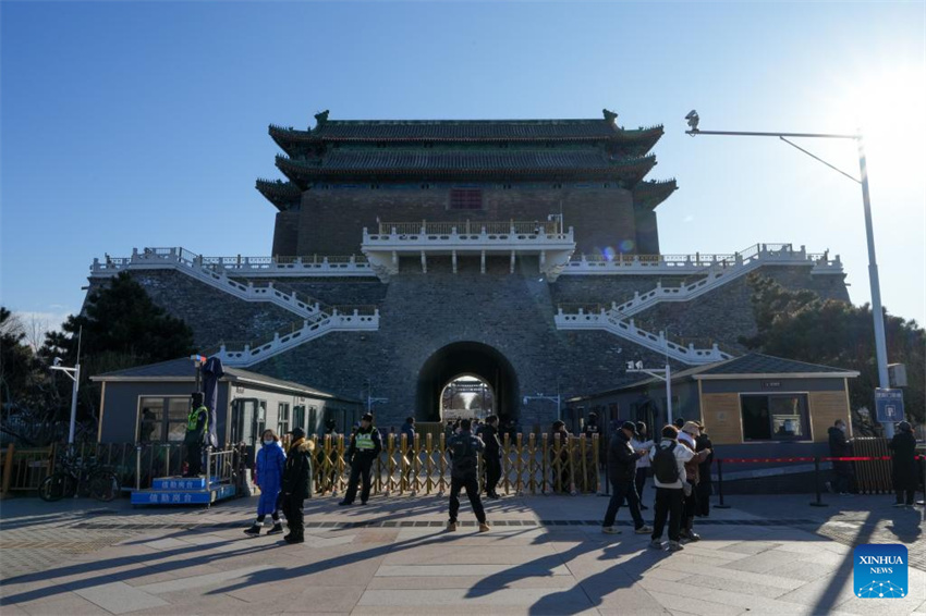 Beijing: Torre de Arquearia de Zhengyangmen é reaberta ao público