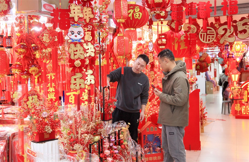 Produtos de Festival da Primavera são sucesso de vendas na China