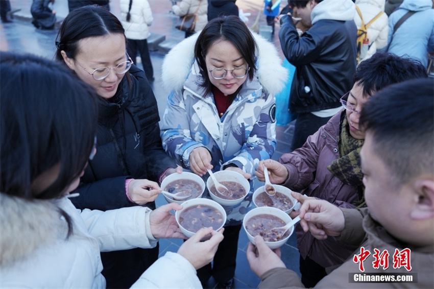 China celebra Festival Laba