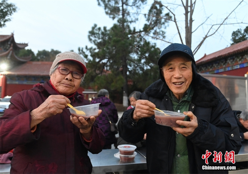 China celebra Festival Laba