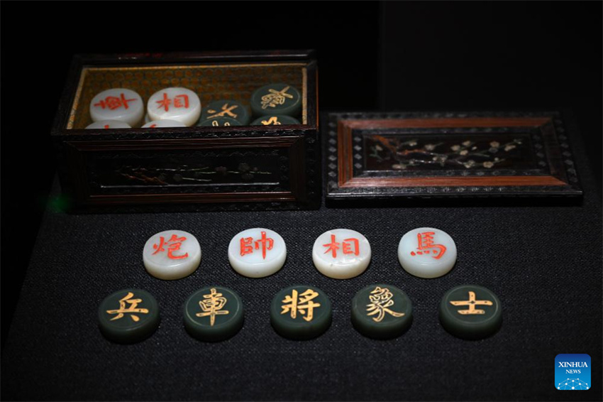 Exposição sobre a cultura do jade Hetian é realizada no Museu do Palácio em Beijing