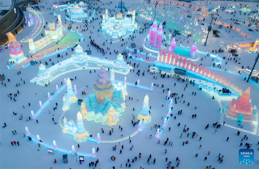 Recursos ricos de gelo e neve impulsionam turismo de inverno de Harbin