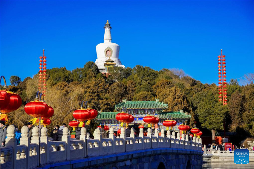 Lanternas e instalações de luz são organizadas em toda a China para receber Festival da Primavera