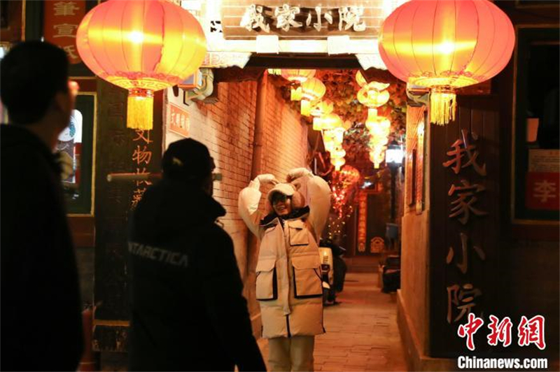 Beijing: rua cultural lulichang entra no clima festivo do Ano Novo Chinês