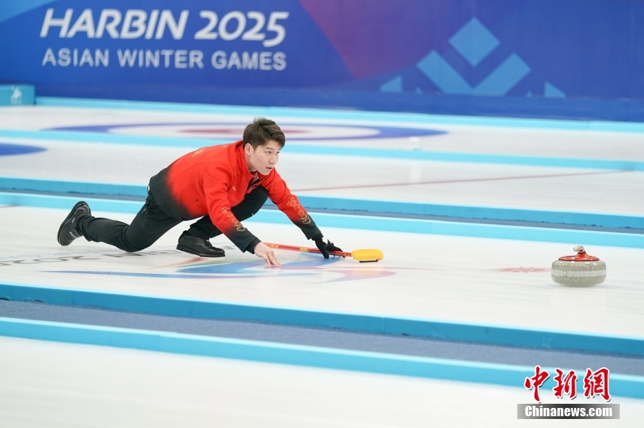 Jogos Asiáticos de Inverno de Harbin: equipe da China vence Cazaquistão na primeira etapa de curling duplo misto