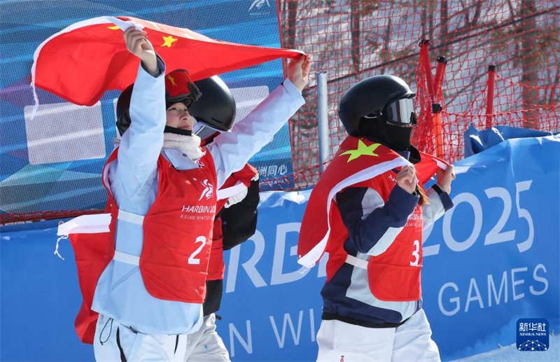 Jogos Asiáticos de Inverno: China domina pódio no freeski slopestyle feminino