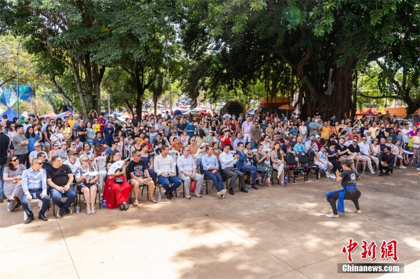 Iguaçu celebra Festival da Primavera com apresentação