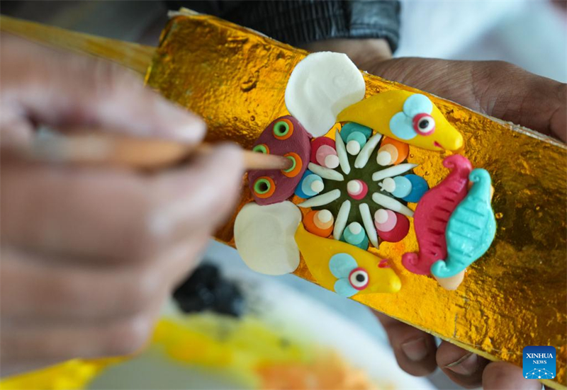 Esculturas de manteiga ganham popularidade em Lhasa, com aproximação do Ano Novo Tibetano