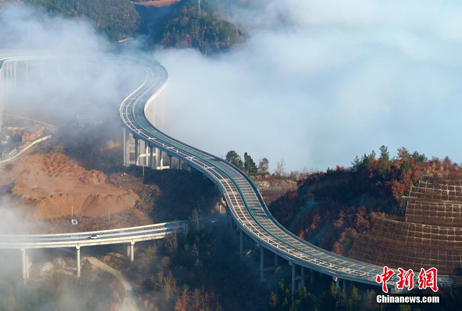 Galeria: ponte gigante em Sichuan surge como 