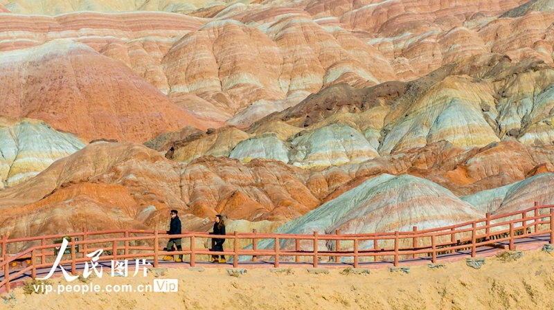 Gansu: Danxia, maravilha geológica atrai visitantes de todo o mundo