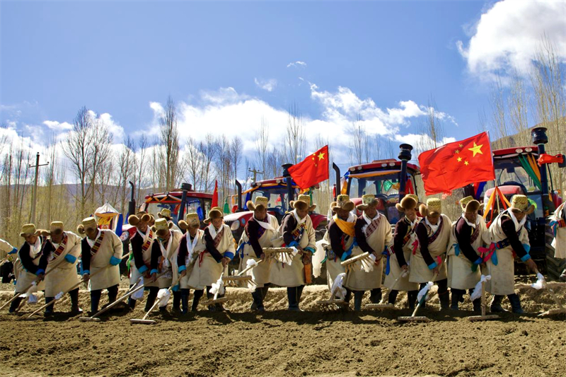 Início do plantio da primavera em Xizang