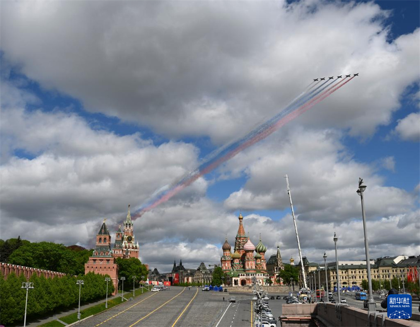 Ensaio do desfile militar em comemoração ao 80º aniversário da vitória na Grande Guerra Patriótica é realizado em Moscou