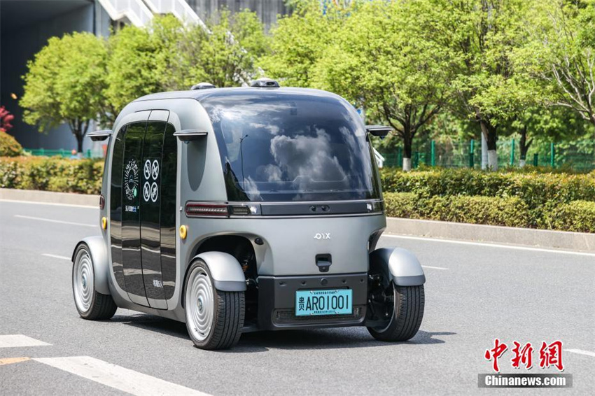 Guizhou inaugura primeira linha de ônibus autônomos