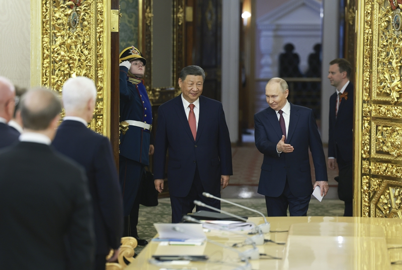 Xi Jinping diz que China e Rússia assumirão responsabilidade especial como grandes países