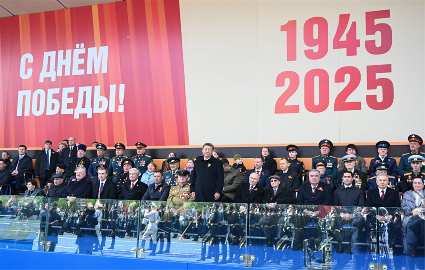 Xi Jinping participa das celebrações do Dia da Vitória na Rússia
