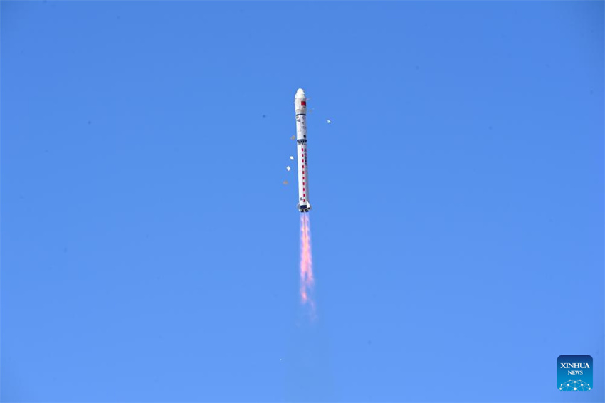 China lança constelação de satélites de computação espacial