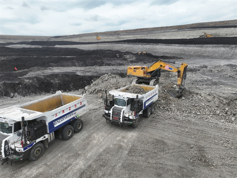 Caminhões de mineração não tripulados ajudam a Mongólia Interior a reduzir emissões de carbono