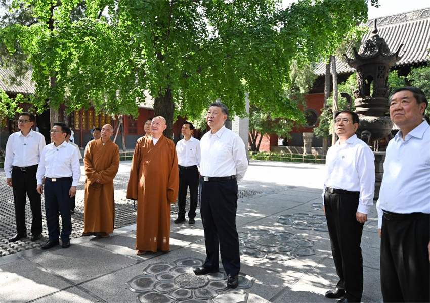 Xi Jinping inspeciona a cidade de Luoyang, no centro da China