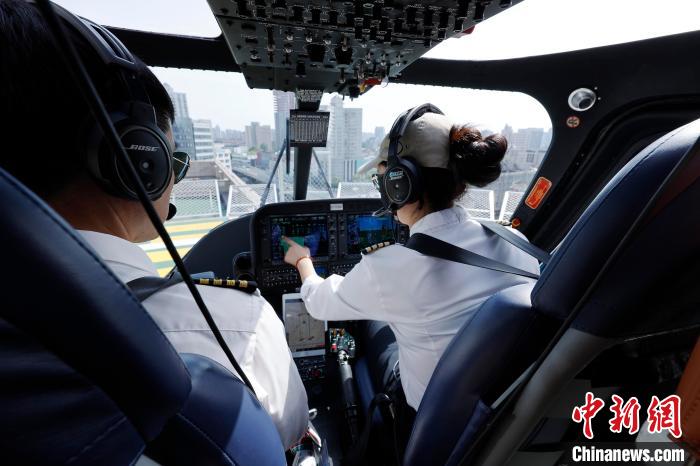 Shanghai  lança primeira rota turística personalizada de baixa altitude no centro da cidade