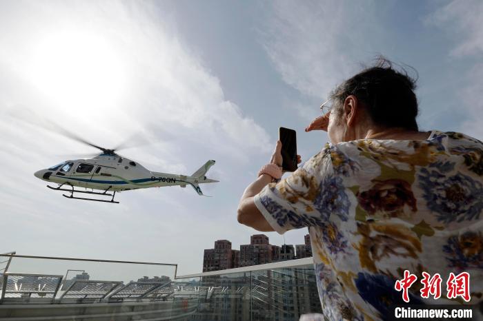 Shanghai  lança primeira rota turística personalizada de baixa altitude no centro da cidade